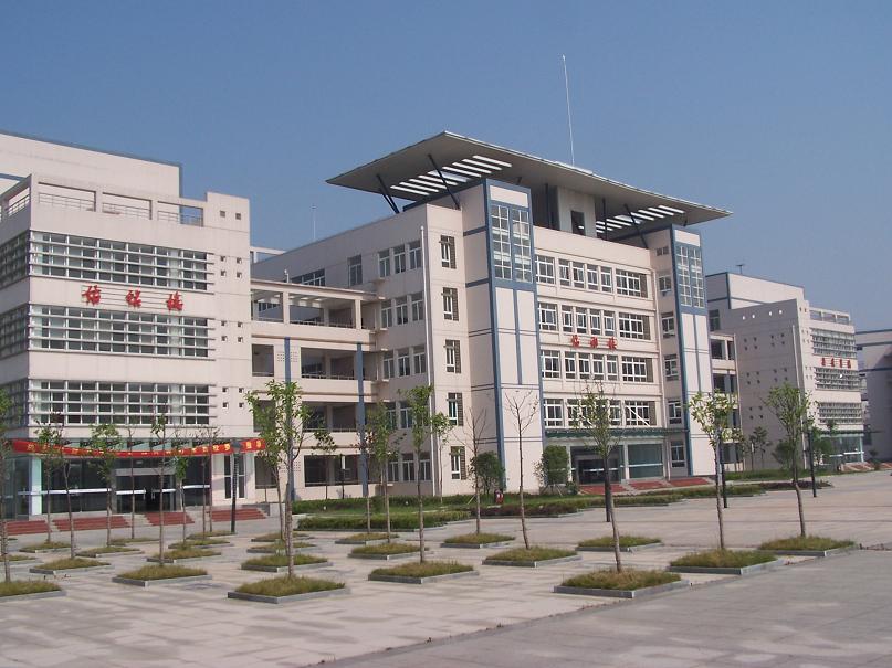 學(xué)校景色03